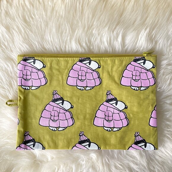 NWOT Baggu Go Pouch Medium - Puffer Snoopy (Butter) - Picture 2 of 6